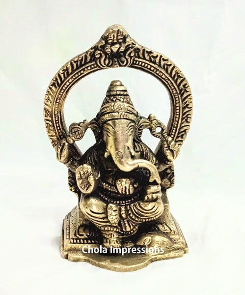 Vinayagar Brass Statue with Prabavali - 13 cm x  8 cm