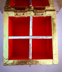 Minakari painting Jewel/ Dry fruit Box with partition Minakari painting Jewel/ Dry fruit Box with partition